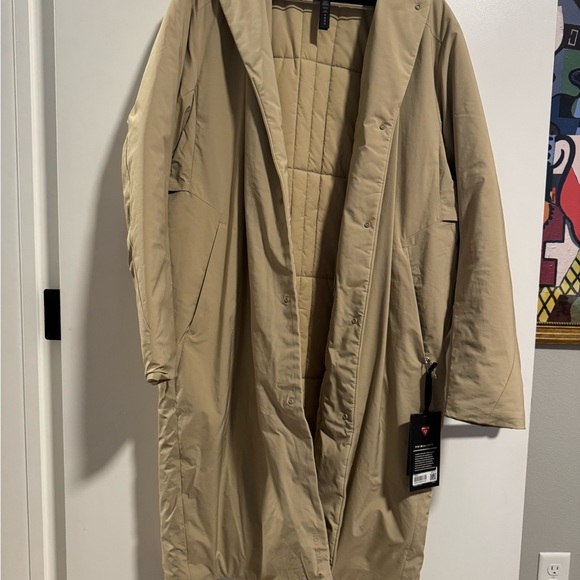 NWT LULULEMON OVERSIZED Tan Hooded Long Coat - Picture 1 of 5